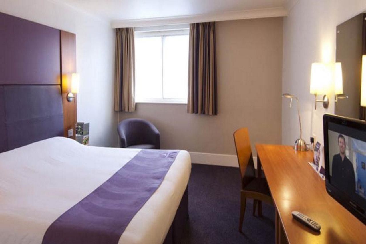 Premier Inn Barnsley Wombwell Kültér fotó