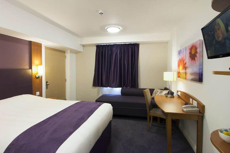 Premier Inn Barnsley Wombwell Kültér fotó